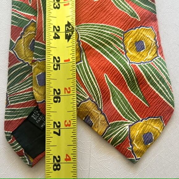 Boss Hugo Boss 100% Silk Neck Tie Made in Italy EUC Red Tropical Floral - Picture 6 of 8